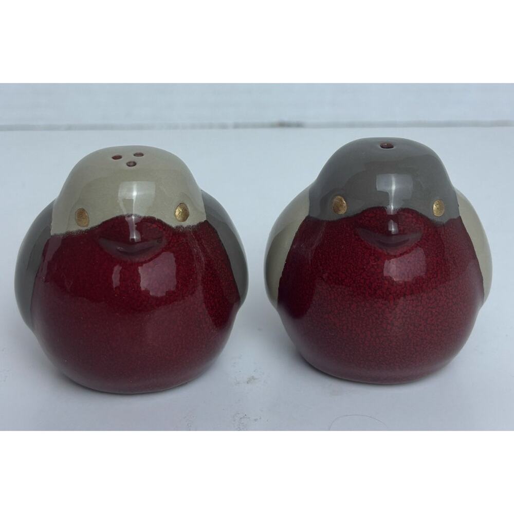 DEPARTMENT 56 Bird Salt & Pepper Shakers Red Gray Tan with Gold Eyes